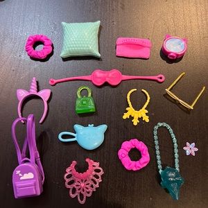Barbie items bundle